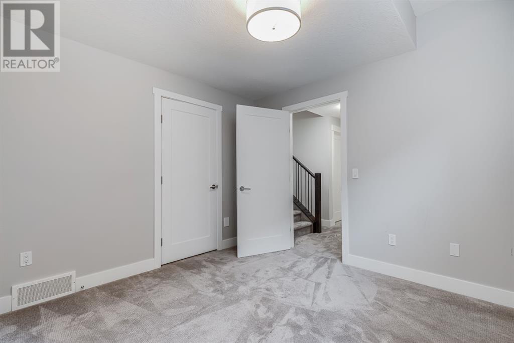 Single Family House for Sale in   Avenue SW Shaganappi Calgary 