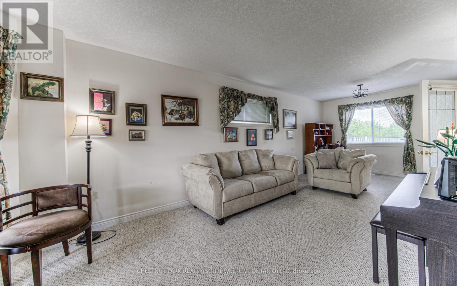 Photo 7 of 619 Westfield Drive, Waterloo ON