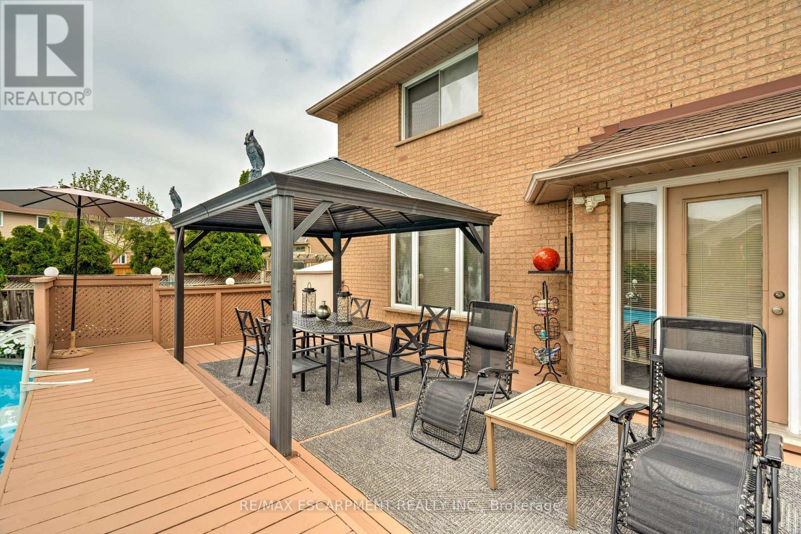 Photo 27 of 9 Sugarberry Court, Hamilton ON