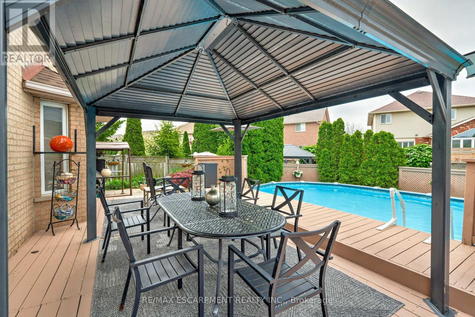 Photo 28 of 9 Sugarberry Court, Hamilton ON