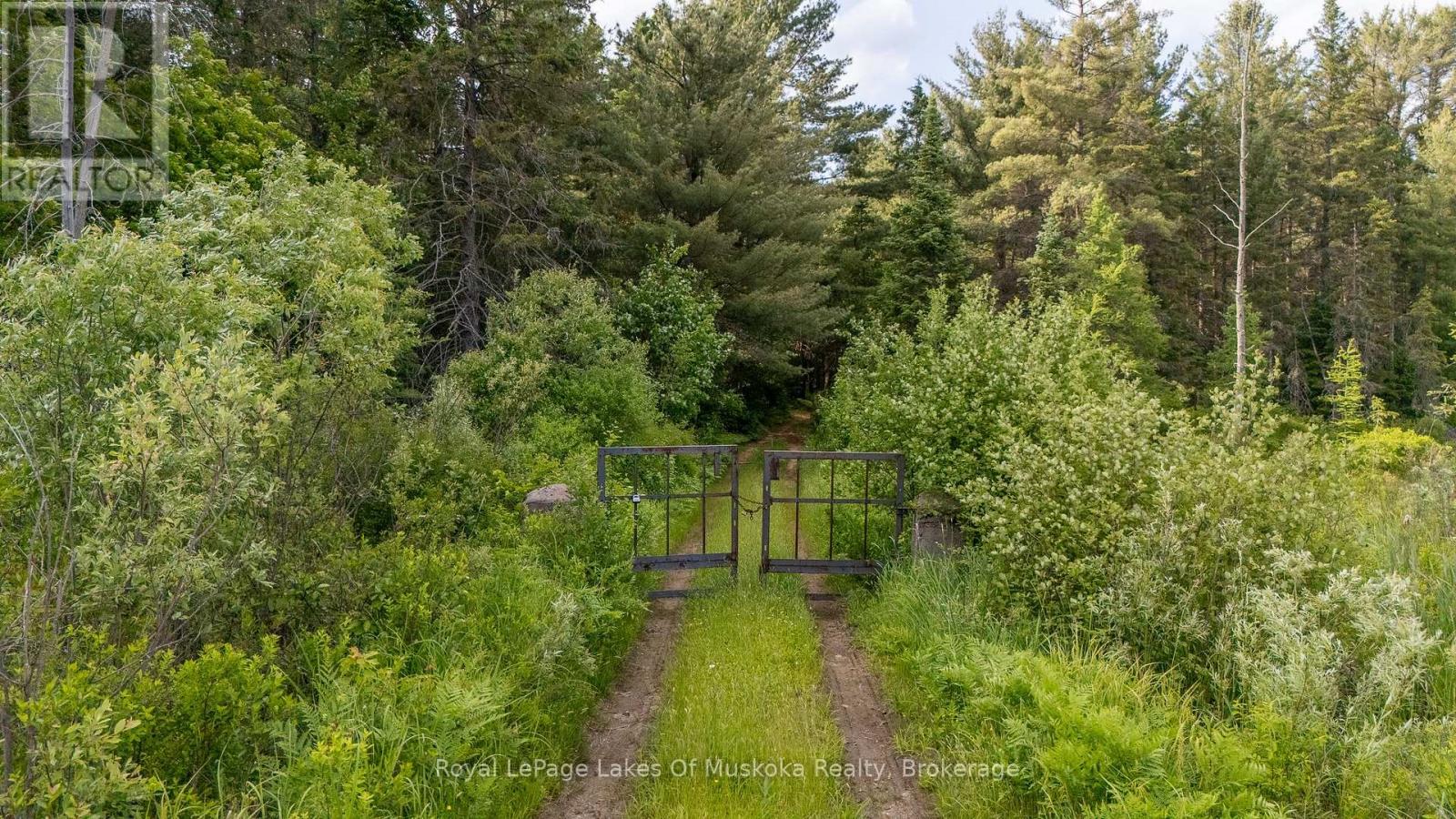 Photo 8 of 1958 518 Highway, Mcmurrich Monteith ON