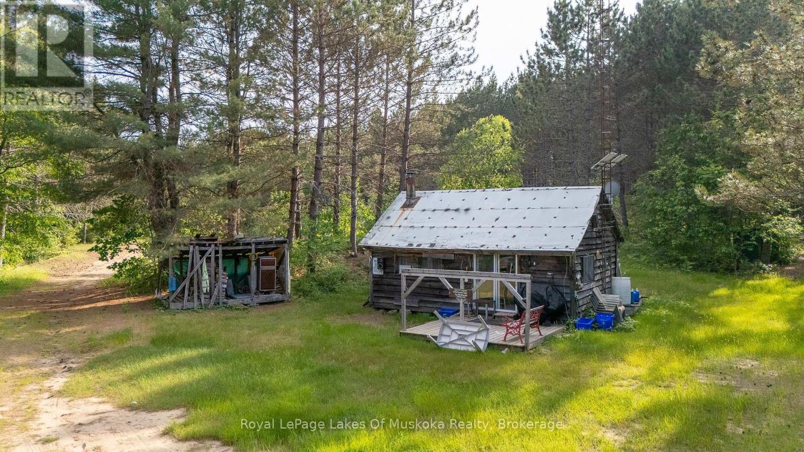 Photo 5 of 1958 518 Highway, Mcmurrich Monteith ON
