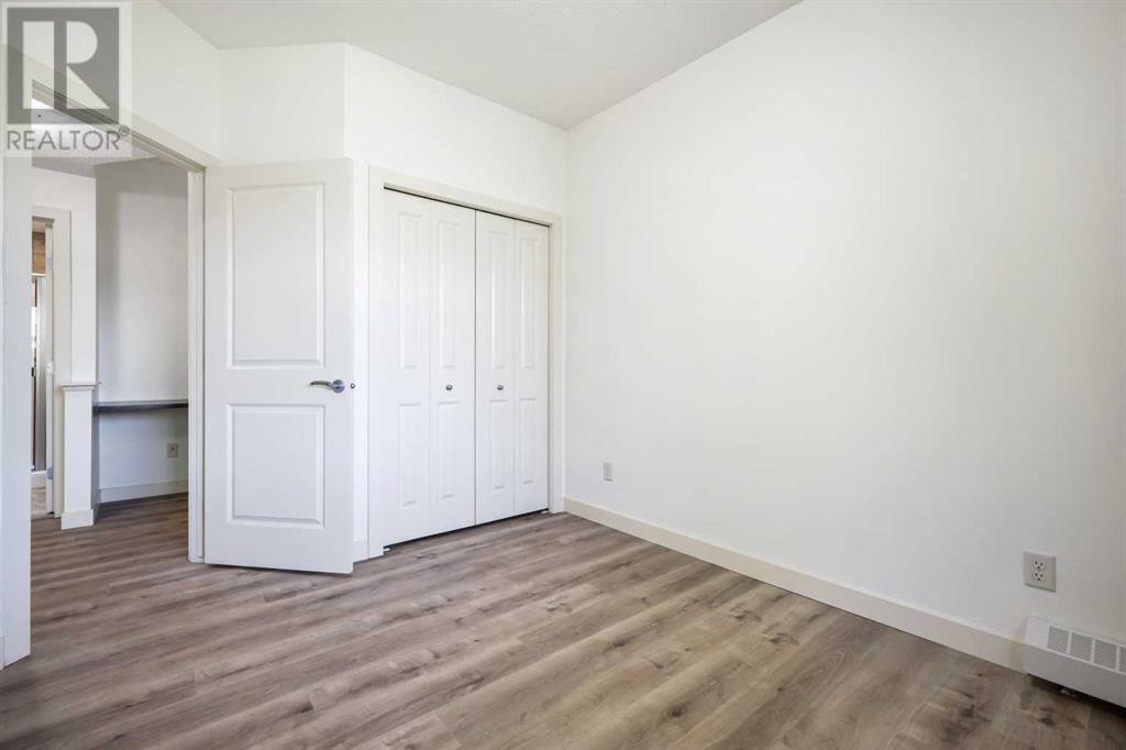 Single Family House for Sale in    Avenue SE Dover Calgary 