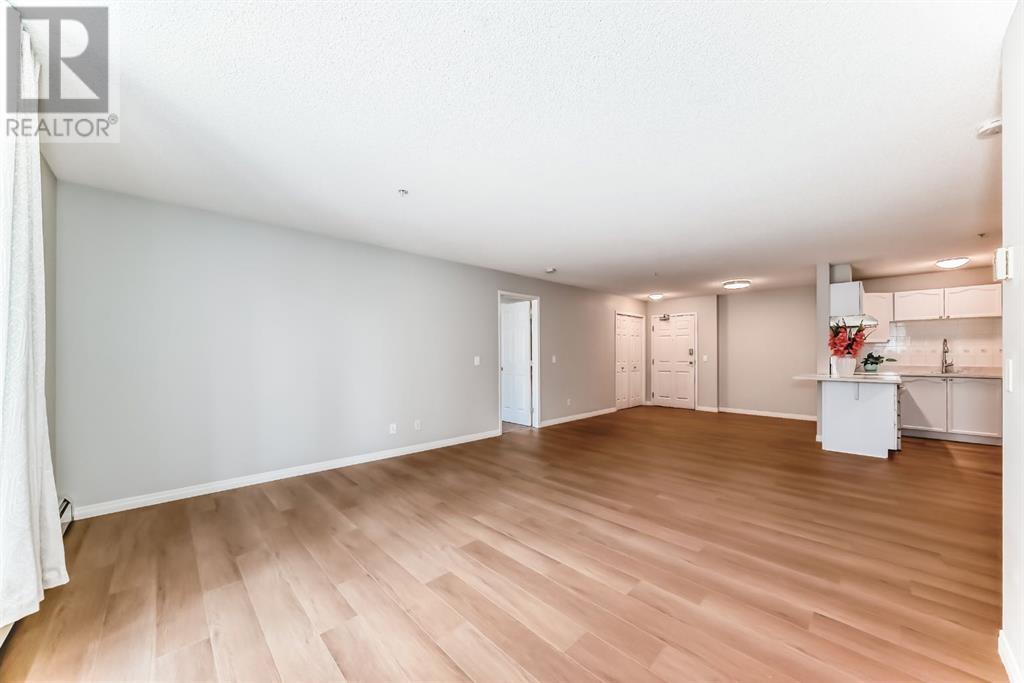 Single Family House for Sale in   Country Village Bay NE Country Hills Village Calgary 