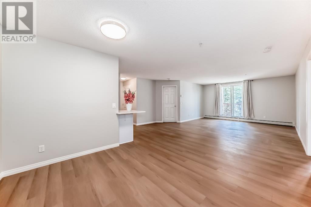 Single Family House for Sale in   Country Village Bay NE Country Hills Village Calgary 