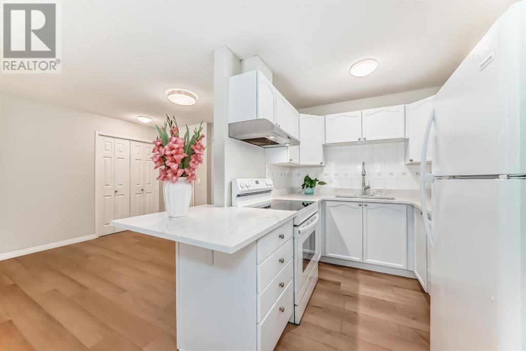 Single Family House for Sale in   Country Village Bay NE Country Hills Village Calgary 