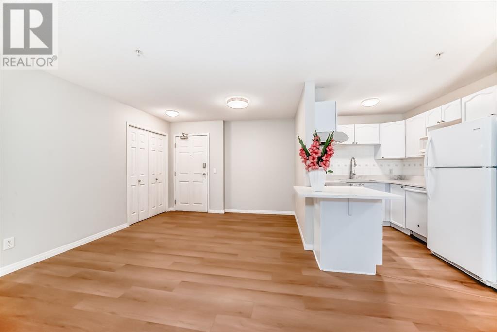 Single Family House for Sale in   Country Village Bay NE Country Hills Village Calgary 