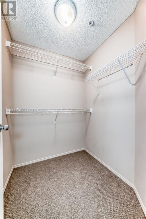Single Family House for Sale in   Country Village Bay NE Country Hills Village Calgary 