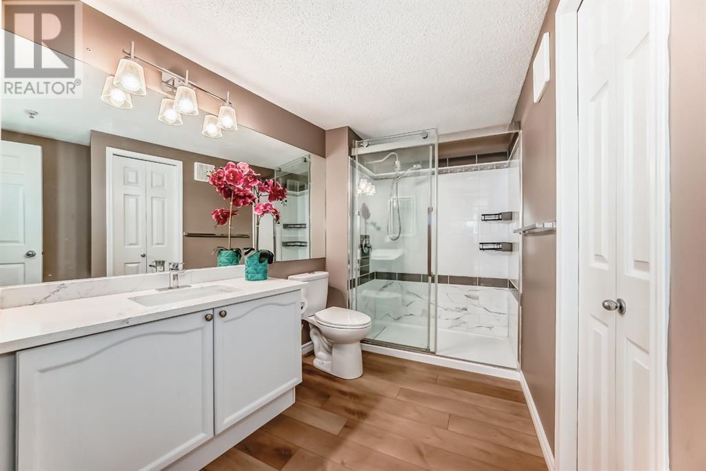 Single Family House for Sale in   Country Village Bay NE Country Hills Village Calgary 