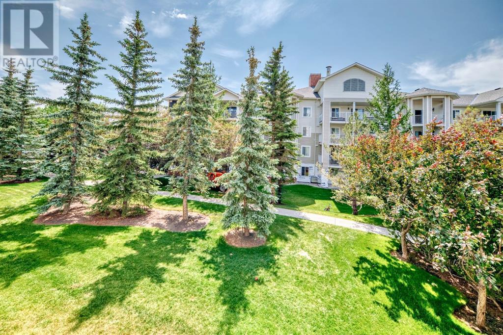 Single Family House for Sale in   Country Village Bay NE Country Hills Village Calgary 