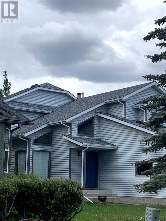 Single Family House for Sale in  Sandringham Way NW Sandstone Valley Calgary 
