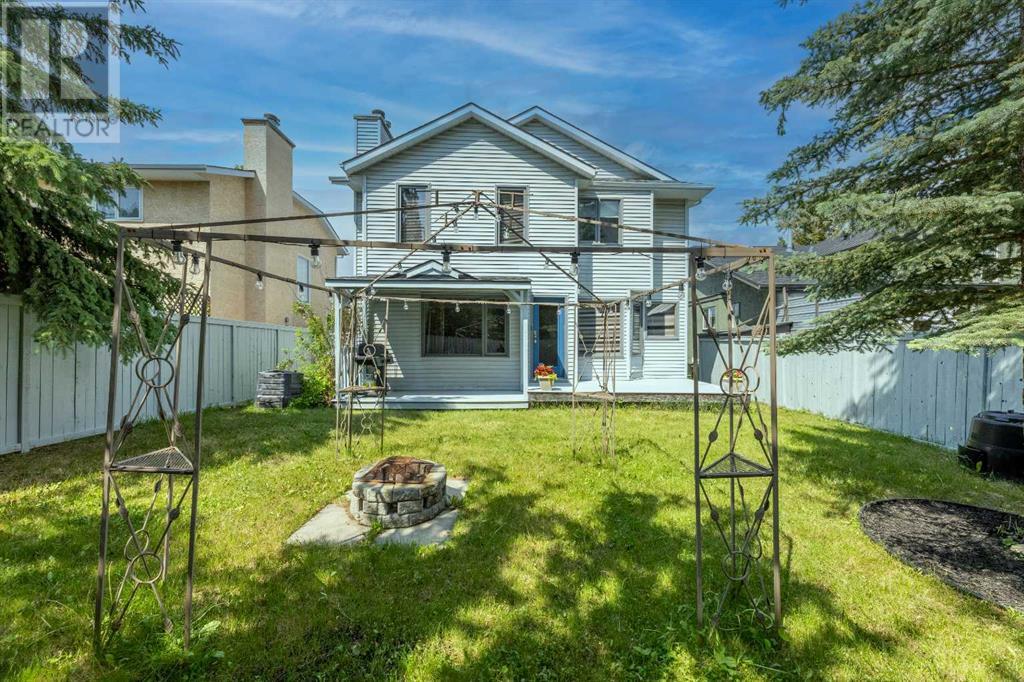 Single Family House for Sale in  Sandringham Way NW Sandstone Valley Calgary 