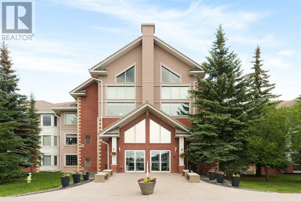 152, 6868 Sierra Morena Boulevard SW, Calgary, Alberta