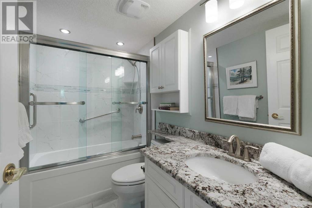 Single Family House for Sale in   Sierra Morena Boulevard SW Signal Hill Calgary 
