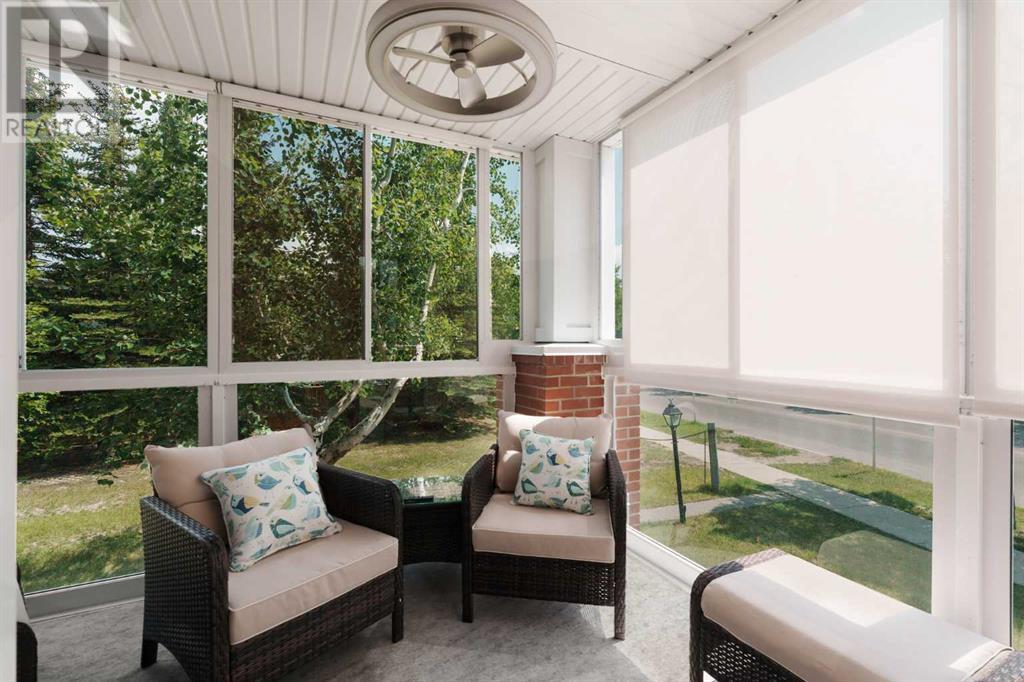 Single Family House for Sale in   Sierra Morena Boulevard SW Signal Hill Calgary 