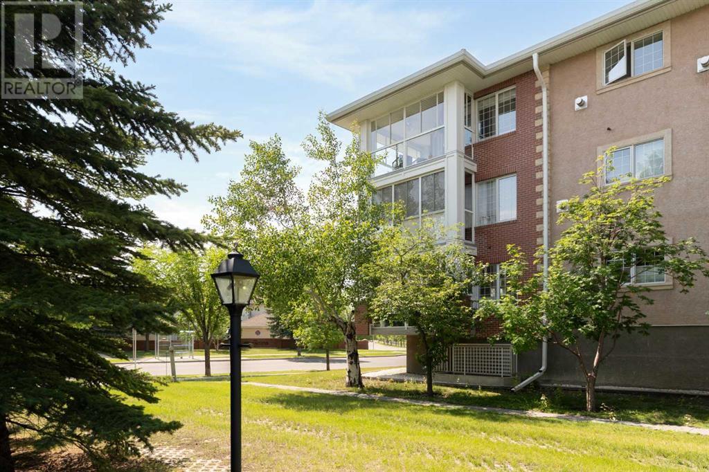 Single Family House for Sale in   Sierra Morena Boulevard SW Signal Hill Calgary 