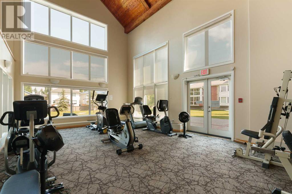 Single Family House for Sale in   Sierra Morena Boulevard SW Signal Hill Calgary 