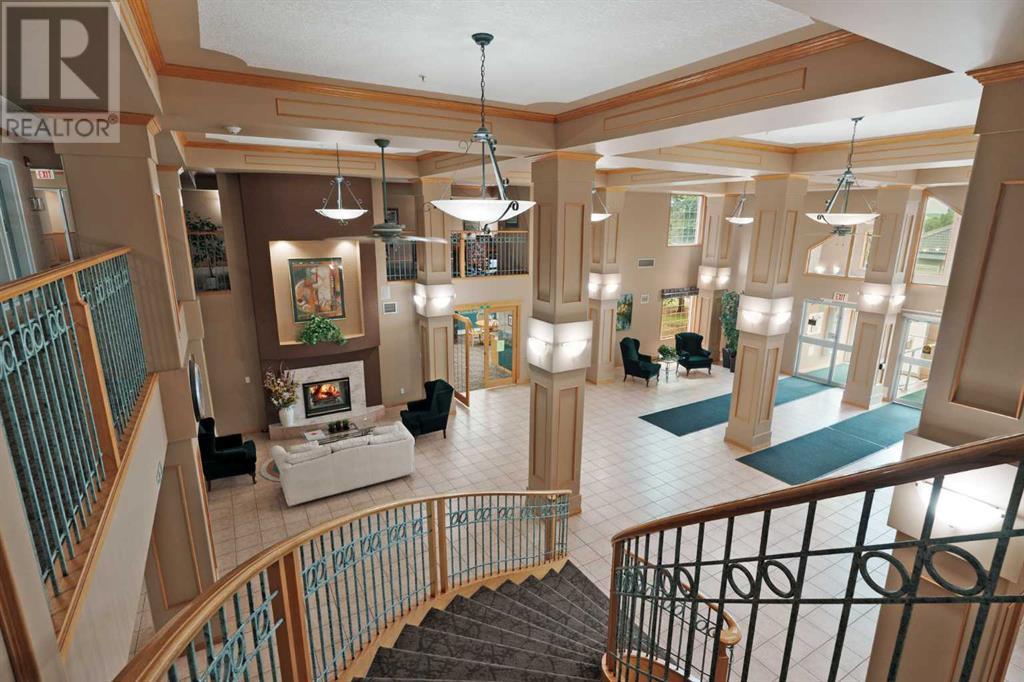 Single Family House for Sale in   Sierra Morena Boulevard SW Signal Hill Calgary 