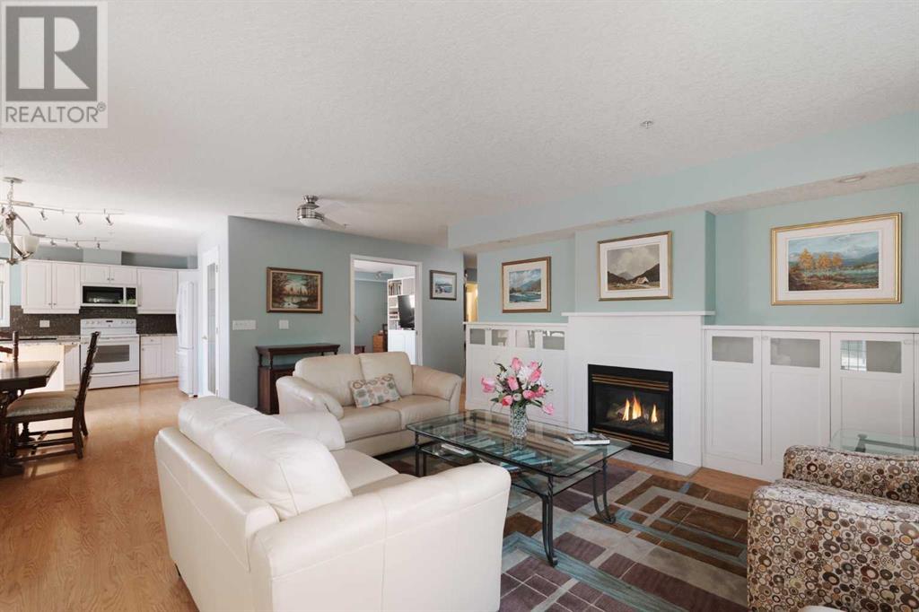 Single Family House for Sale in   Sierra Morena Boulevard SW Signal Hill Calgary 