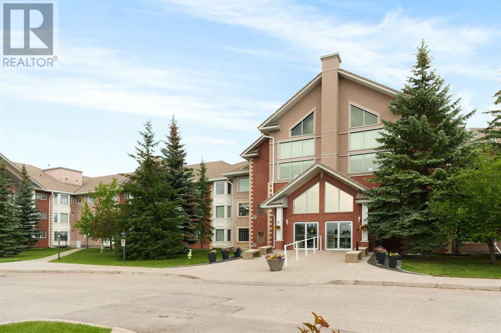 Single Family House for Sale in   Sierra Morena Boulevard SW Signal Hill Calgary 