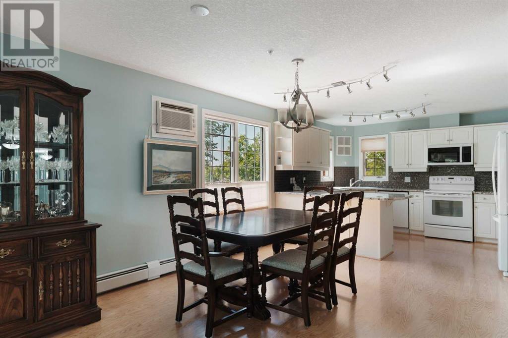 Single Family House for Sale in   Sierra Morena Boulevard SW Signal Hill Calgary 