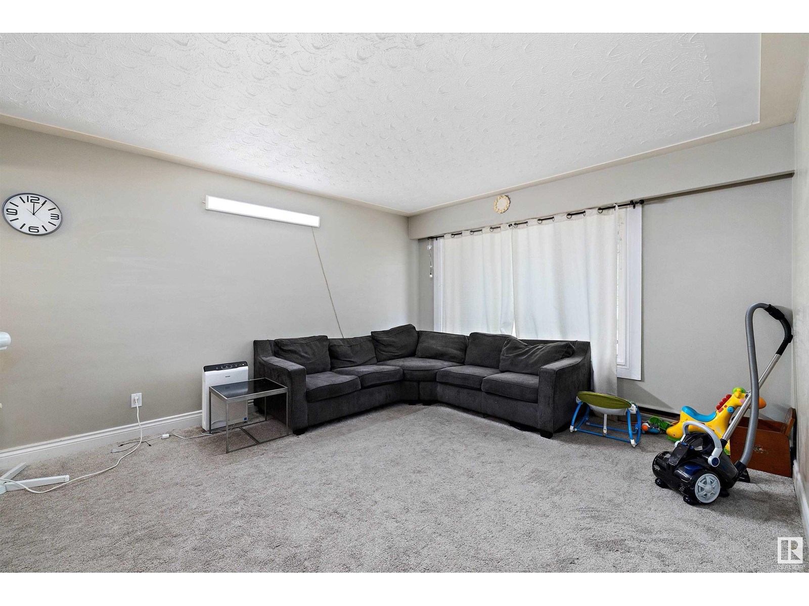 Photo 7 of 12411 132 Av Nw, Edmonton AB