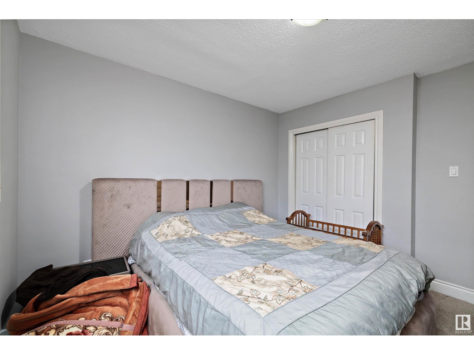 Photo 13 of 12411 132 Av Nw, Edmonton AB