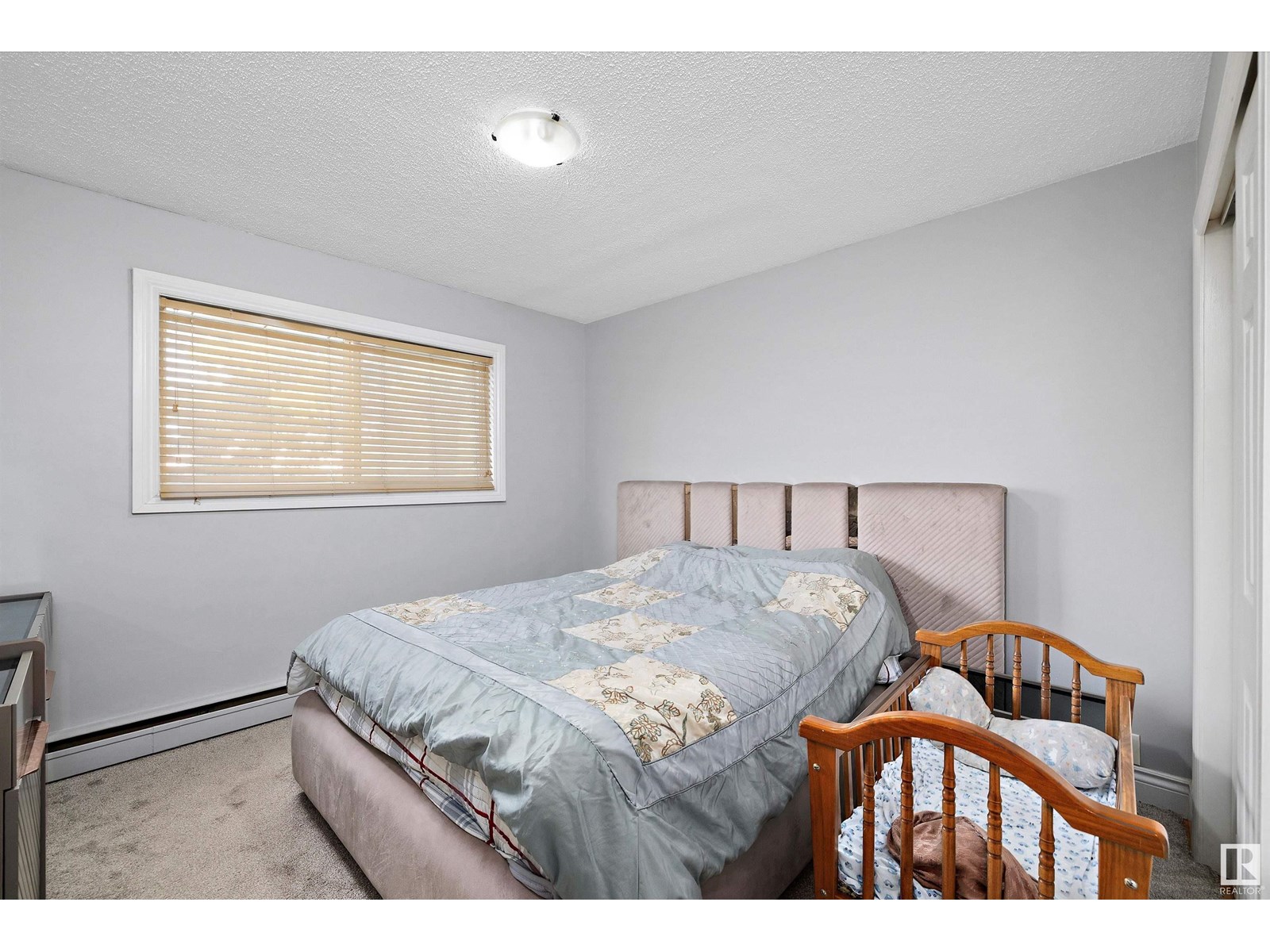 Photo 11 of 12411 132 Av Nw, Edmonton AB