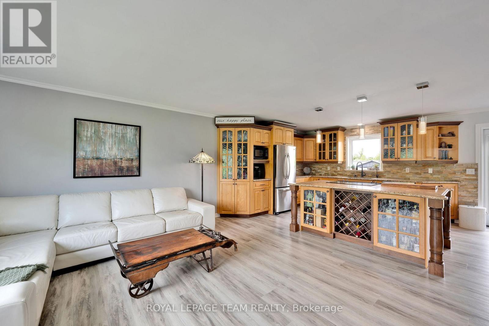 Photo 2 of 883 Craig Road, North Grenville ON