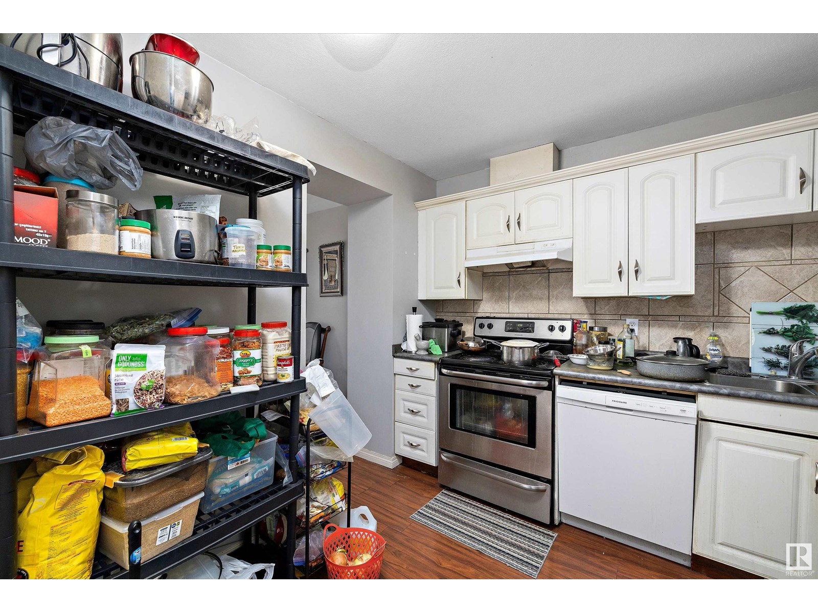 Photo 23 of 17445 92 Av Nw, Edmonton AB