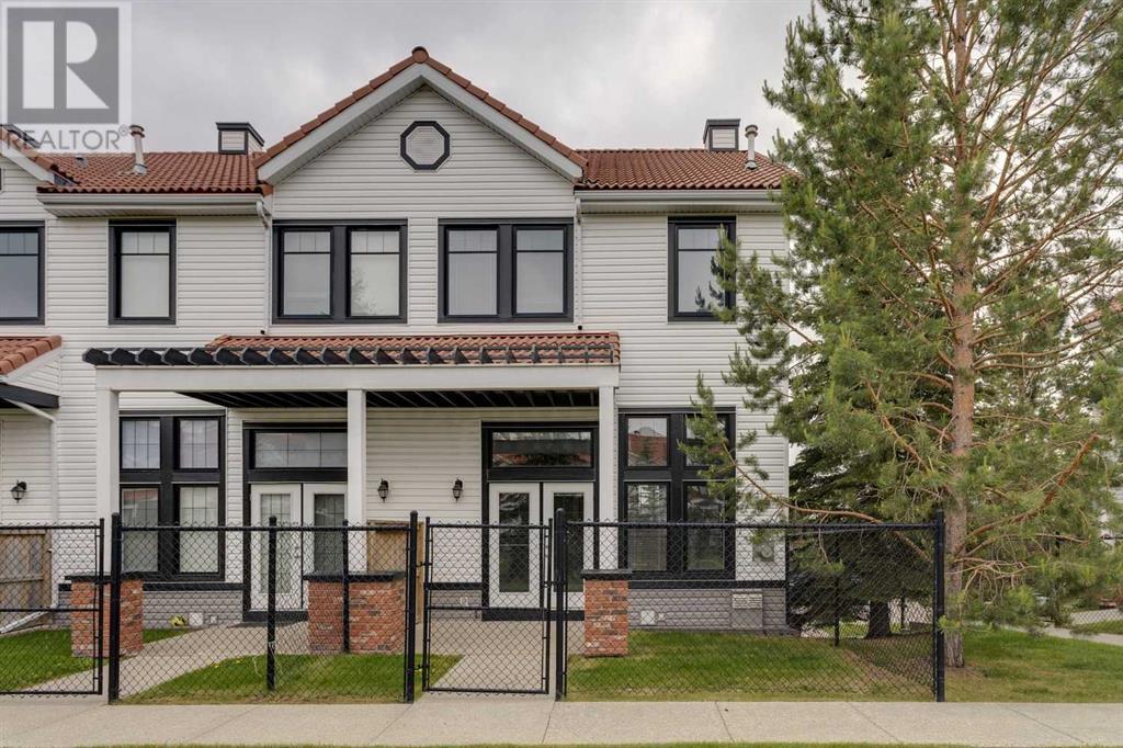 Single Family House 4 Level for Sale in  Royal Oak Lane NW Royal Oak Calgary 