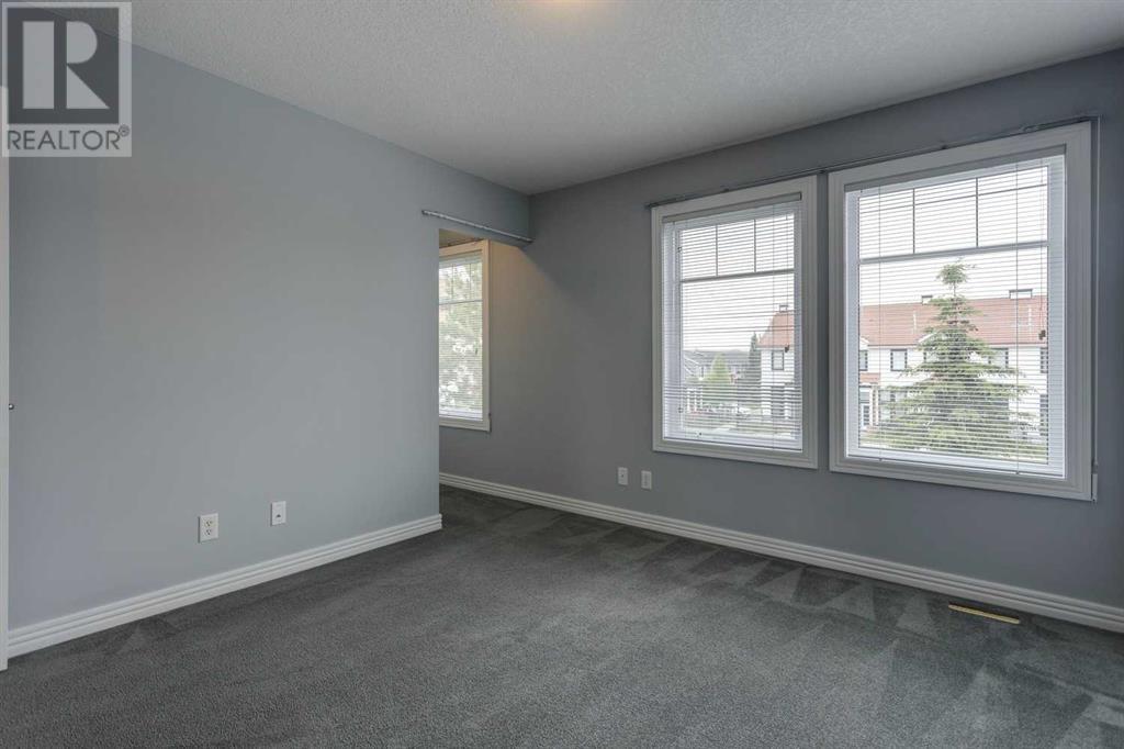 Single Family House 4 Level for Sale in  Royal Oak Lane NW Royal Oak Calgary 