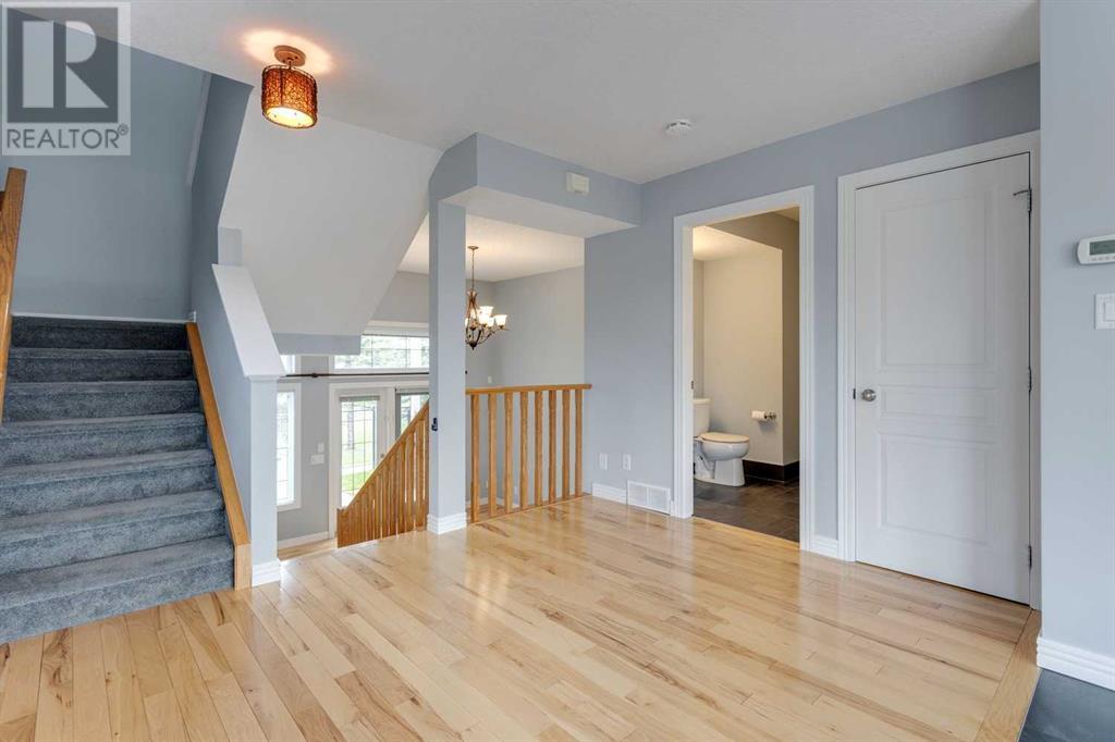 Single Family House 4 Level for Sale in  Royal Oak Lane NW Royal Oak Calgary 