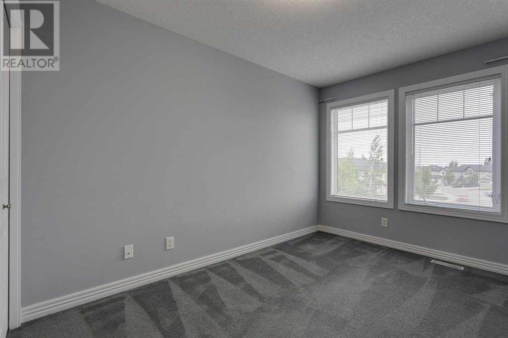 Single Family House 4 Level for Sale in  Royal Oak Lane NW Royal Oak Calgary 