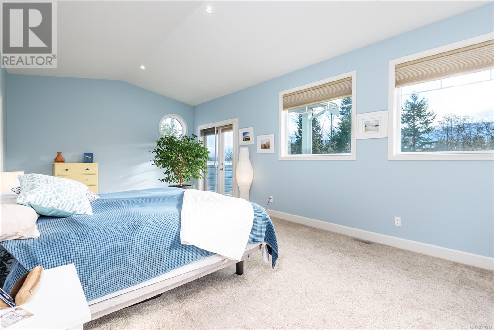 Photo 27 of 7863 Tozer Rd, Fanny Bay BC