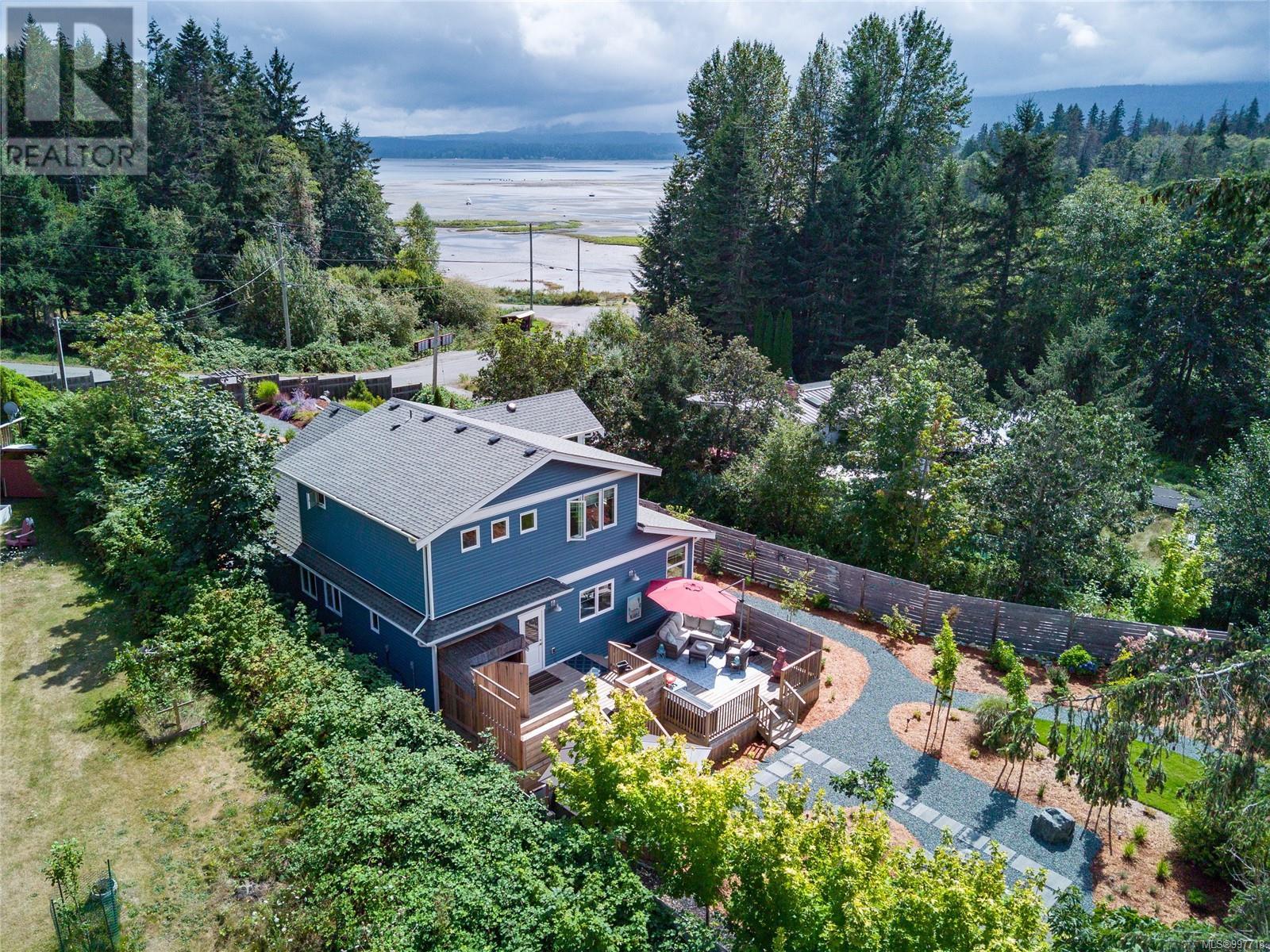 Photo 42 of 7863 Tozer Rd, Fanny Bay BC