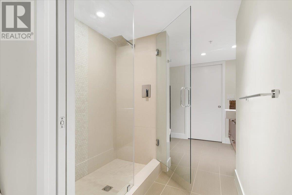 Photo 16 of 103 210 W 13 Th Street, North Vancouver BC