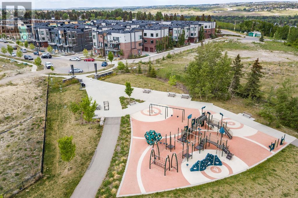 Single Family House for Sale in  Greenbriar Place NW Greenwood/Greenbriar Calgary 