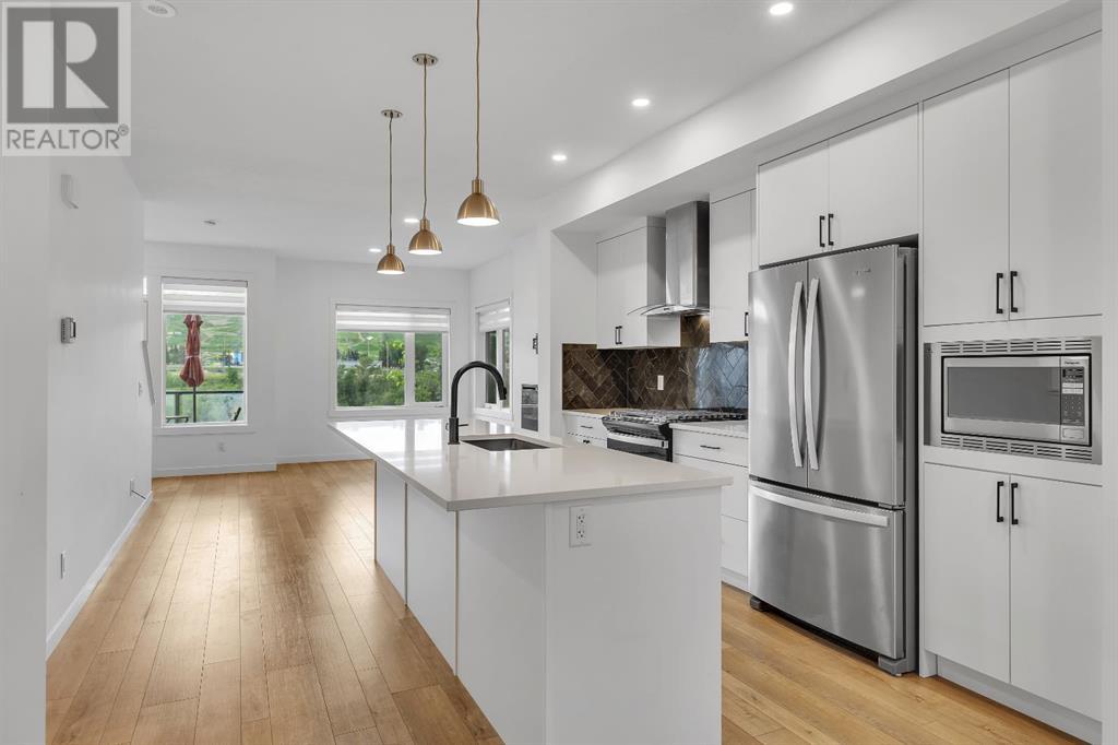 Single Family House for Sale in  Greenbriar Place NW Greenwood/Greenbriar Calgary 