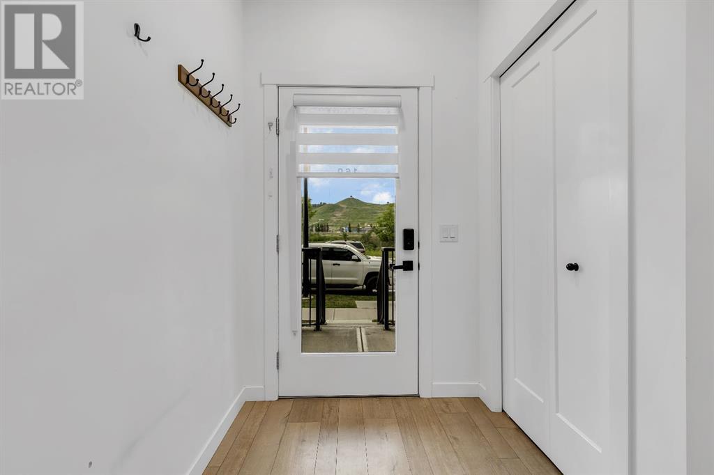 Single Family House for Sale in  Greenbriar Place NW Greenwood/Greenbriar Calgary 