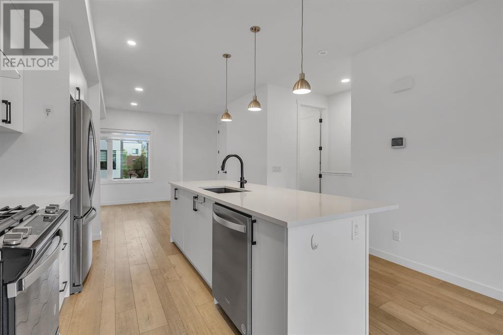 Single Family House for Sale in  Greenbriar Place NW Greenwood/Greenbriar Calgary 
