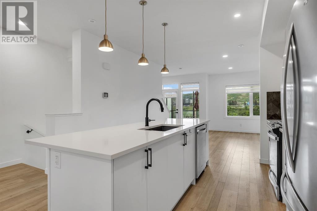 Single Family House for Sale in  Greenbriar Place NW Greenwood/Greenbriar Calgary 