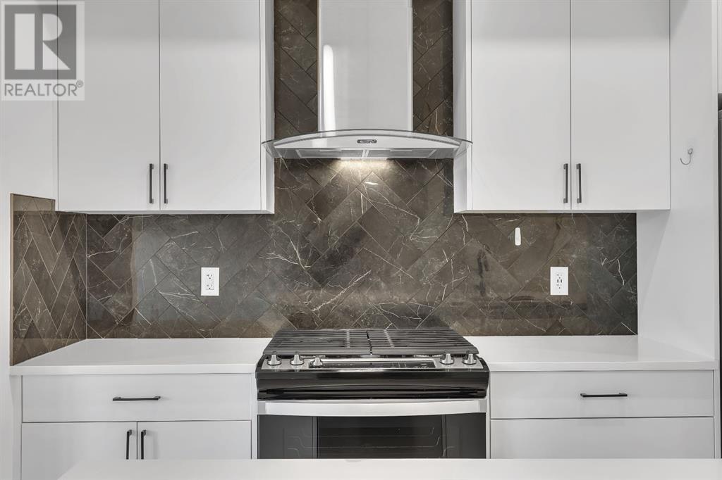 Single Family House for Sale in  Greenbriar Place NW Greenwood/Greenbriar Calgary 