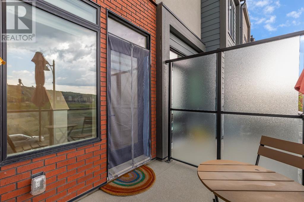 Single Family House for Sale in  Greenbriar Place NW Greenwood/Greenbriar Calgary 
