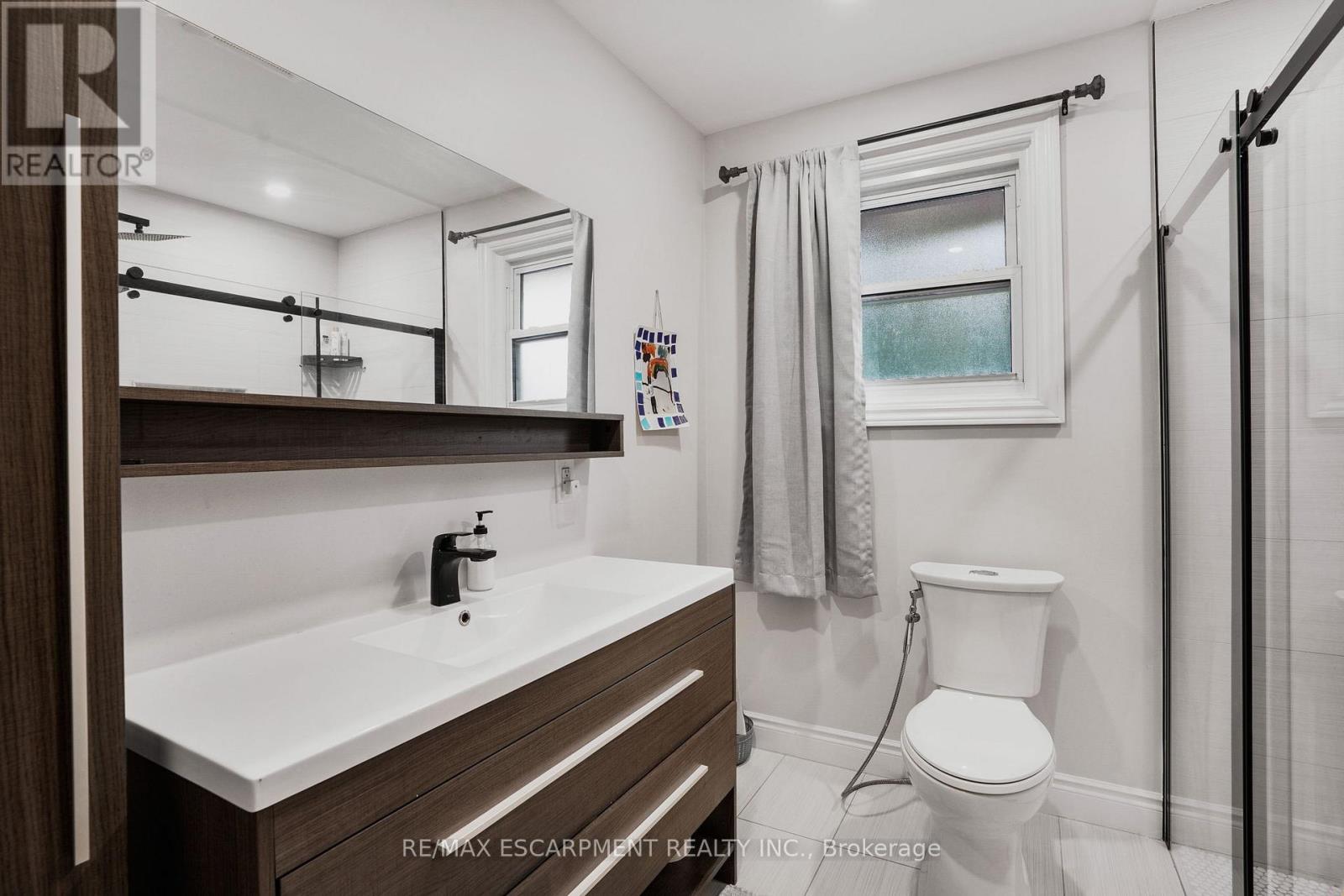 Photo 12 of 3316 Tallman Drive, Lincoln ON