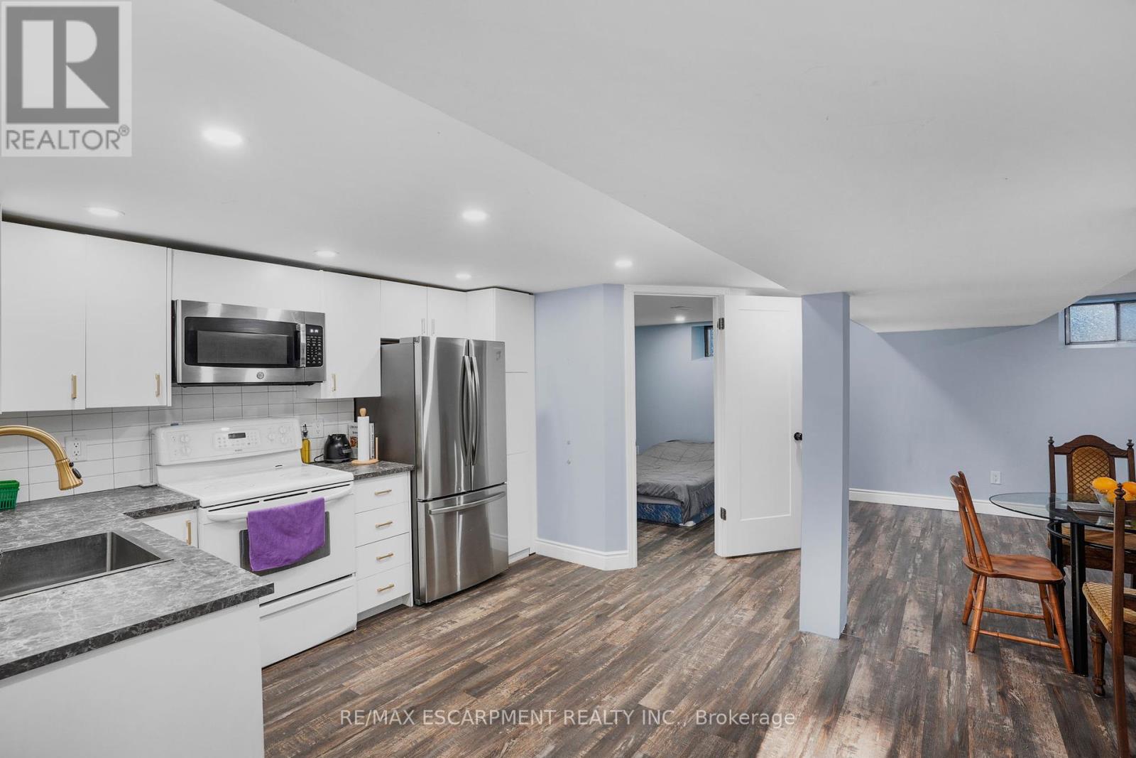 Photo 14 of 3316 Tallman Drive, Lincoln ON