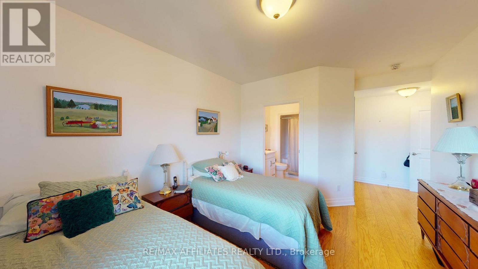 Photo 23 of 302 1109 Millwood Avenue, Brockville ON