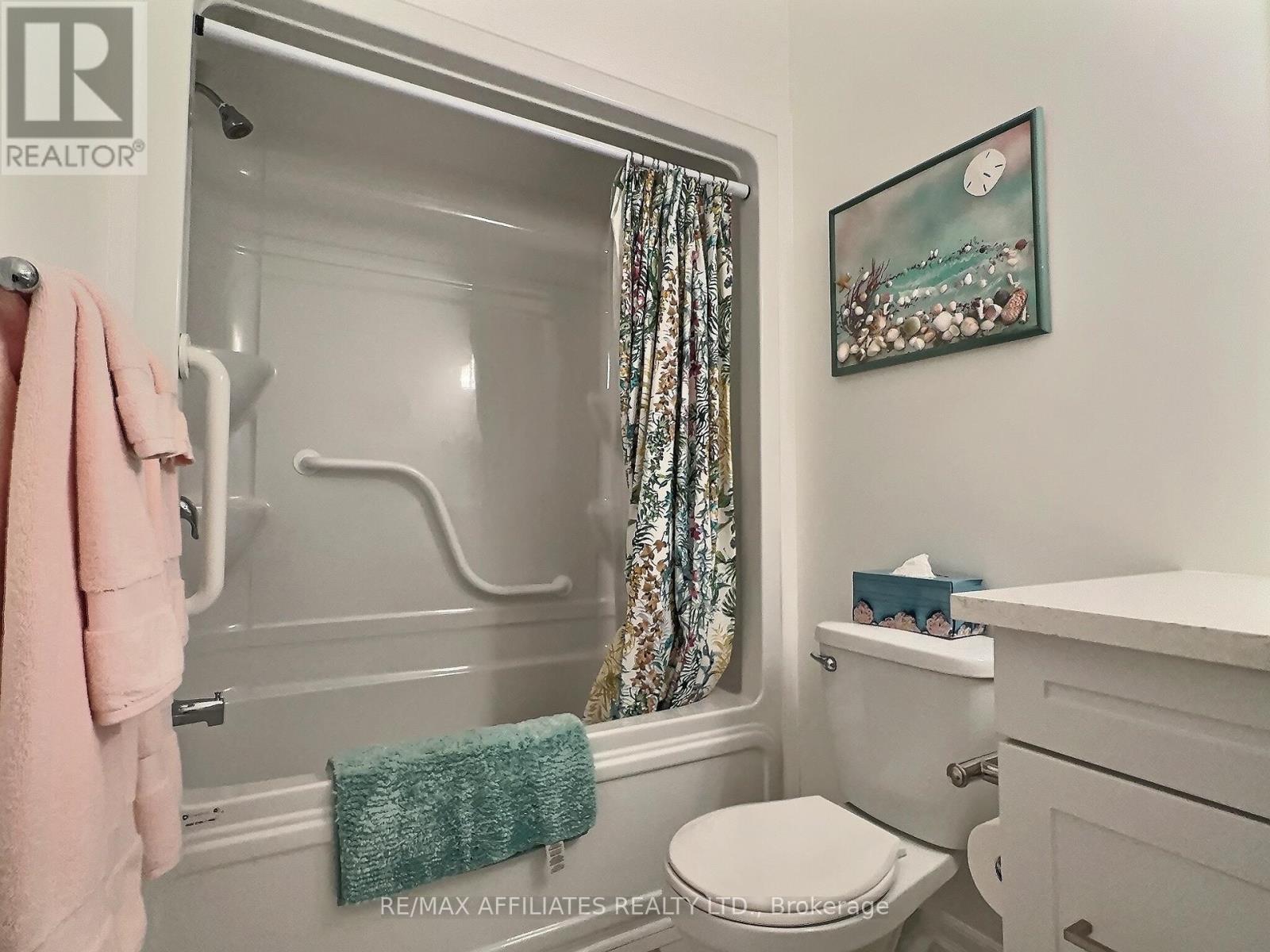 Photo 21 of 302 1109 Millwood Avenue, Brockville ON