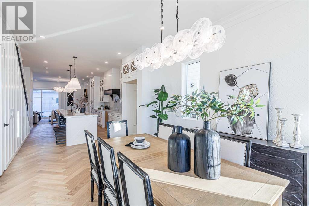 Single Family House for Sale in  Broadview Road NW West Hillhurst Calgary 
