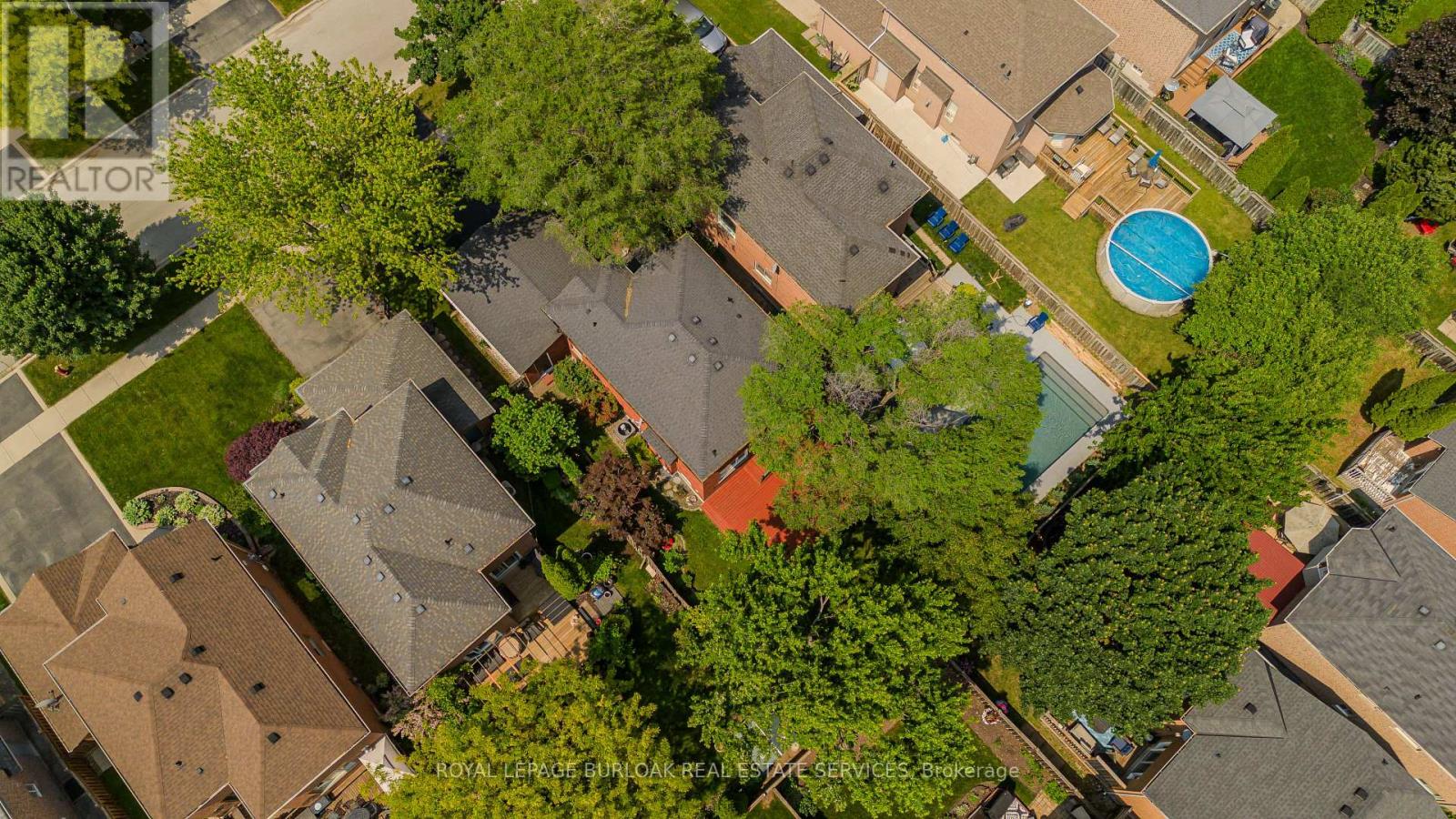 Photo 4 of 561 Phoebe Crescent, Burlington ON